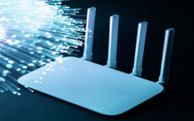 Se muestra una fotografía de un módem con fibra óptica como el que instala Total Redes para ofrecer el mejor internet fibra óptica.